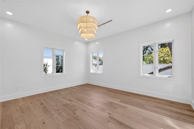 901 Jasmine Lane, Vero Beach, FL 32963