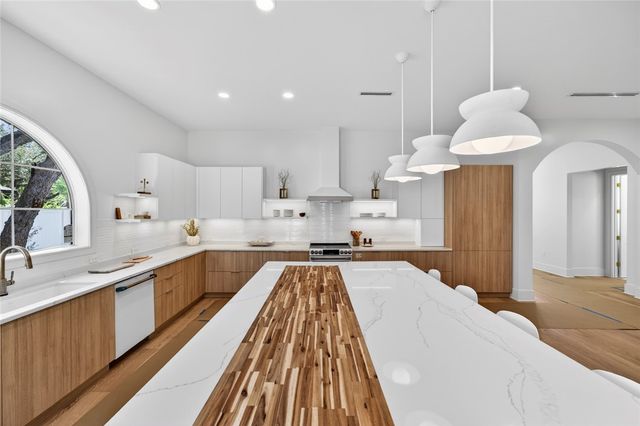 901 Jasmine Lane, Vero Beach, FL 32963