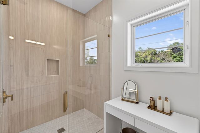 901 Jasmine Lane, Vero Beach, FL 32963