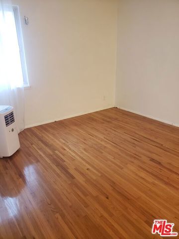 7116 W 91st Street, Los Angeles, CA 90045