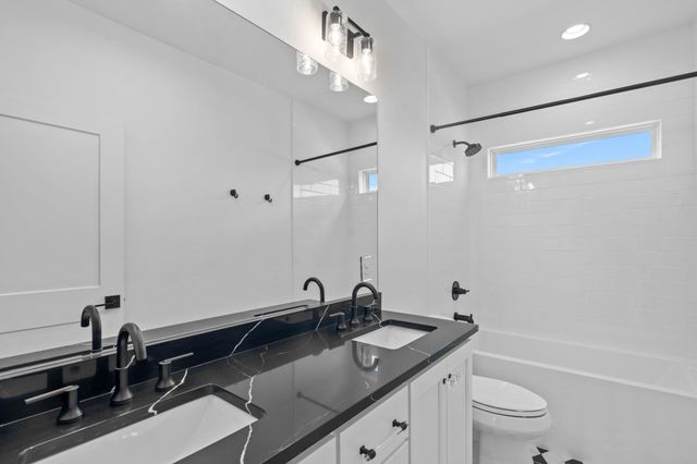 2621 Barclay Dr, Nashville, TN 37206