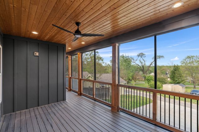 2621 Barclay Dr, Nashville, TN 37206