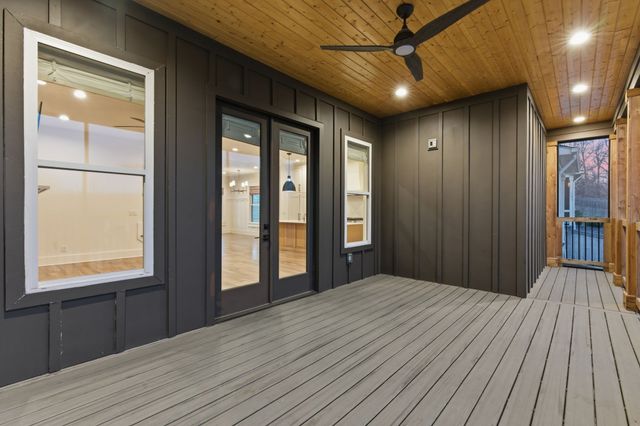 2621 Barclay Dr, Nashville, TN 37206