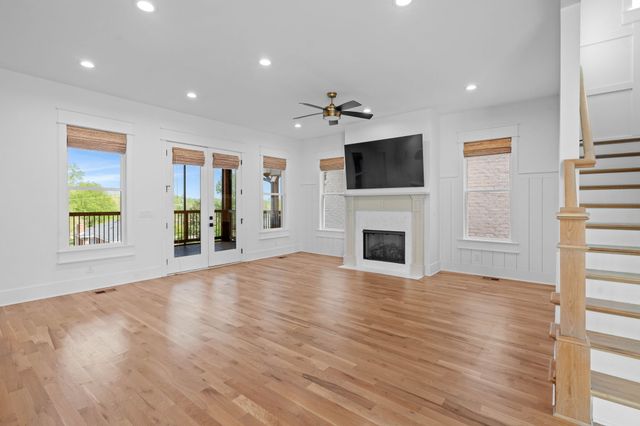 2621 Barclay Dr, Nashville, TN 37206