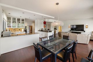 49 Briar Hollow Lane 206, Houston, TX 77027
