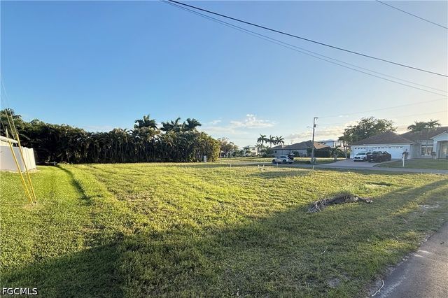 1928 SW 54th LN, Cape Coral, FL 33914