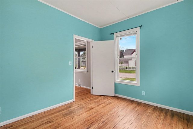 17 E Isabella Avenue, Muskegon, MI 49442