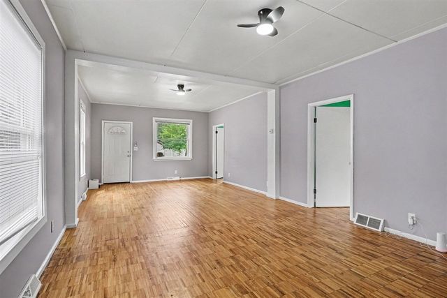 17 E Isabella Avenue, Muskegon, MI 49442