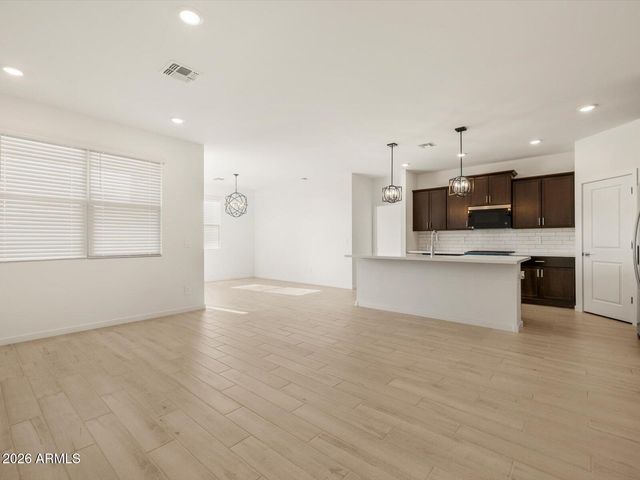 236 N 176TH Lane, Goodyear, AZ 85338