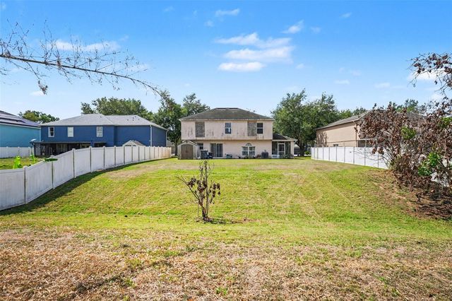 720 VALRICO HILLS LANE, Valrico, FL 33594