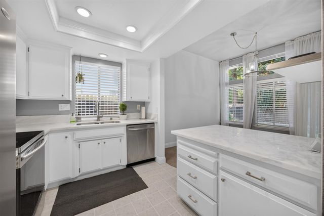 6054 Garden Towne Way, Orangevale, CA 95662