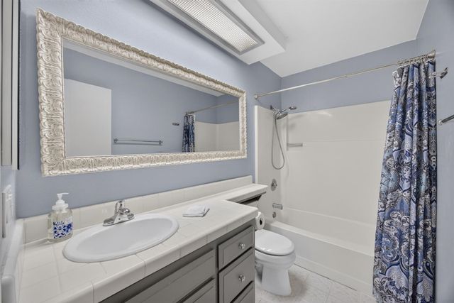 6054 Garden Towne Way, Orangevale, CA 95662