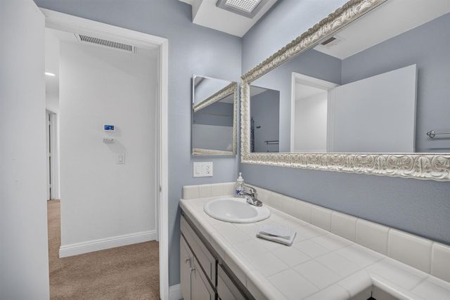 6054 Garden Towne Way, Orangevale, CA 95662