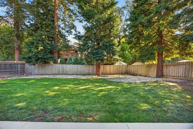 6054 Garden Towne Way, Orangevale, CA 95662