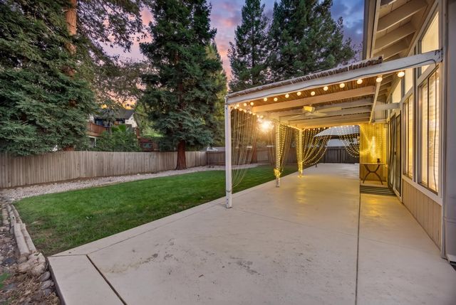 6054 Garden Towne Way, Orangevale, CA 95662
