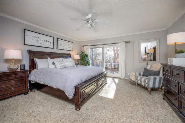 9729 W 115th Street, Overland Park, KS 66210