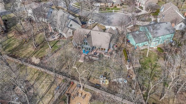 9729 W 115th Street, Overland Park, KS 66210