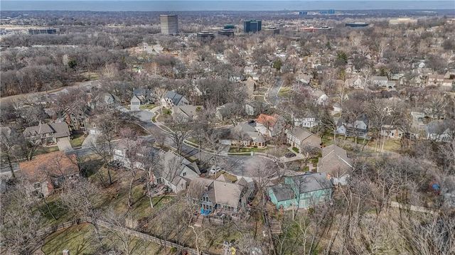 9729 W 115th Street, Overland Park, KS 66210