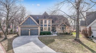 9729 W 115th Street, Overland Park, KS 66210