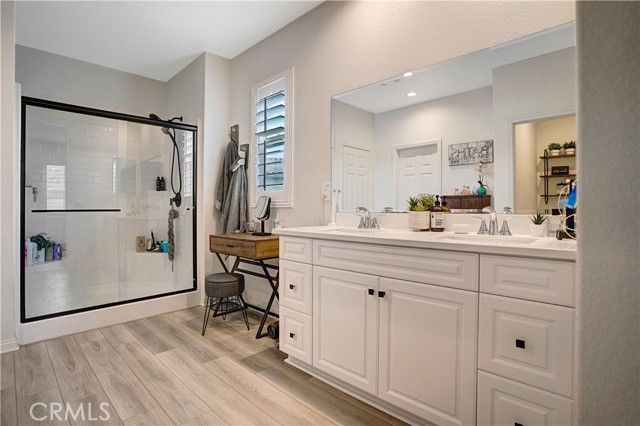 28427 Patches Dr, Menifee, CA 92585