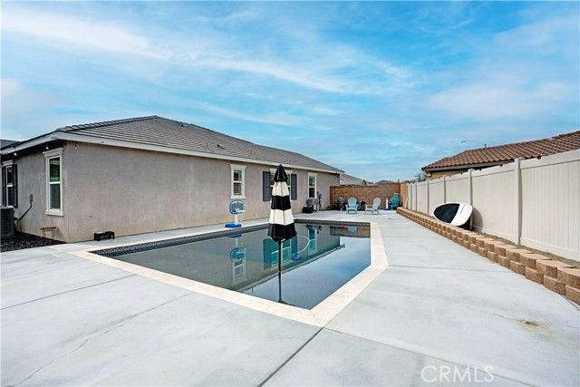 28427 Patches Dr, Menifee, CA 92585