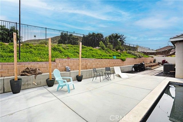 28427 Patches Dr, Menifee, CA 92585