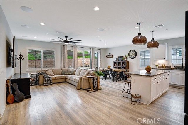 28427 Patches Dr, Menifee, CA 92585