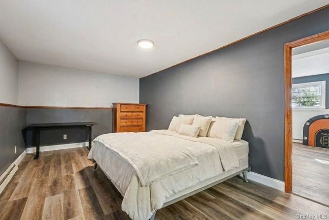 54 Blossom Lane, Wallkill, NY 12589