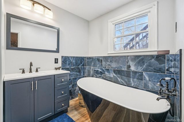 54 Blossom Lane, Wallkill, NY 12589