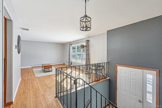 54 Blossom Lane, Wallkill, NY 12589