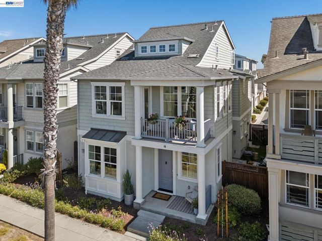 2060 Hibbard St, Alameda, CA 94501