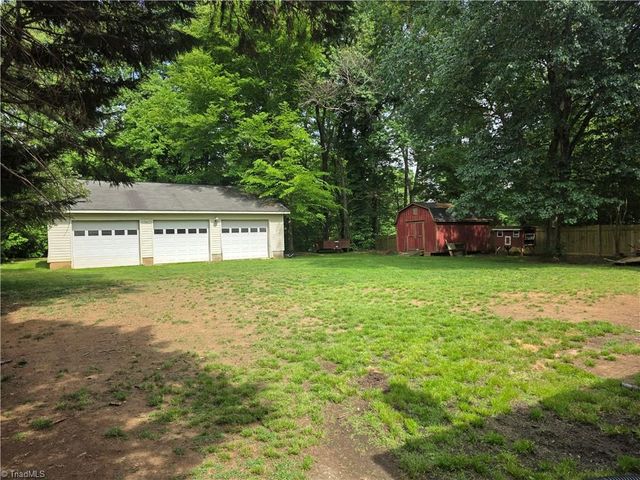 2945 Kecoughtan Road, Pfafftown, NC 27040