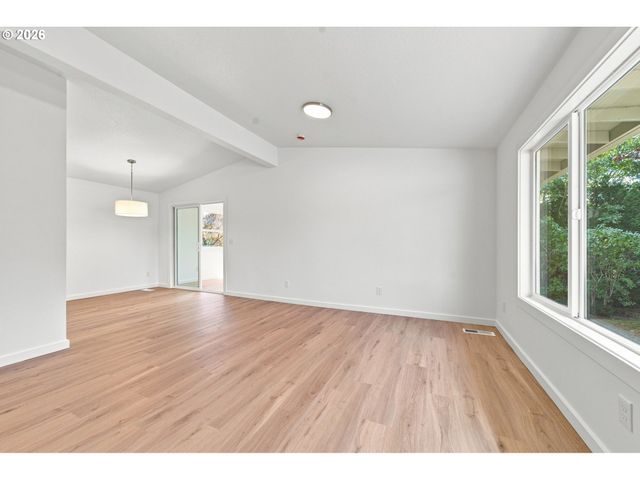 2925 E 1st Ave, Camas, WA 98607