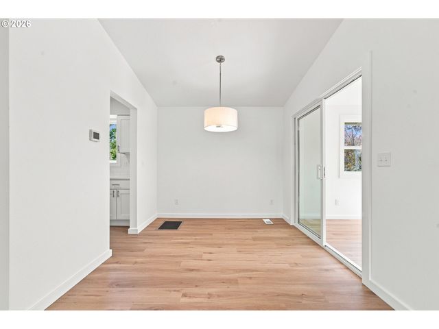 2925 E 1st Ave, Camas, WA 98607