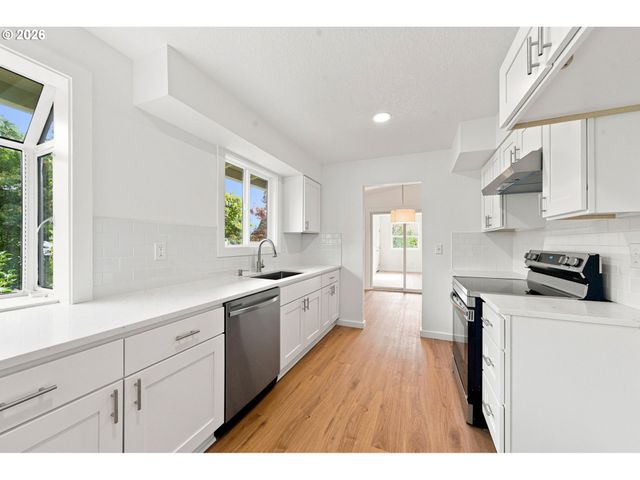 2925 E 1st Ave, Camas, WA 98607