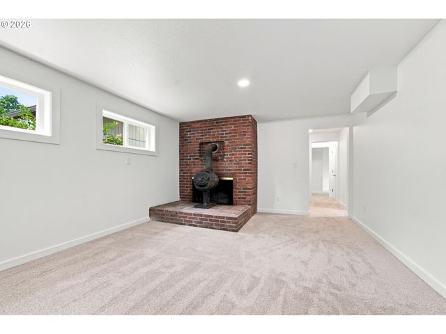 2925 E 1st Ave, Camas, WA 98607