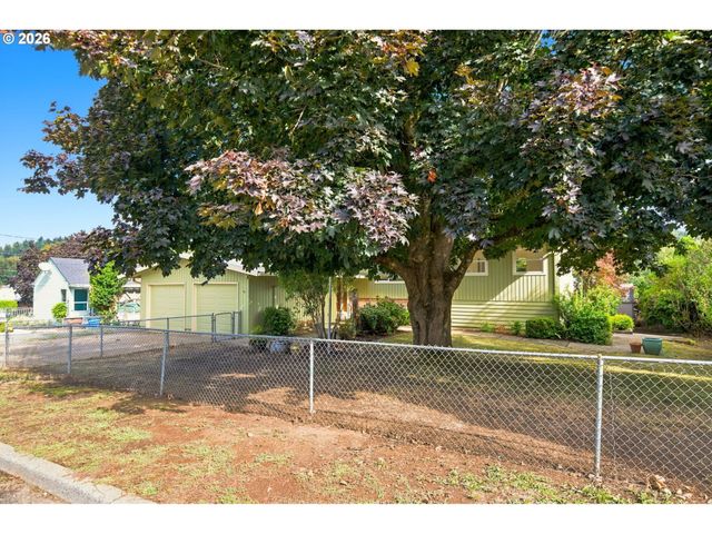 2925 E 1st Ave, Camas, WA 98607