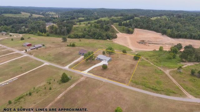 631 Spring Valley Drive, Mammoth Spring, AR 72554