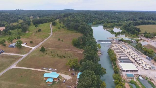 631 Spring Valley Drive, Mammoth Spring, AR 72554