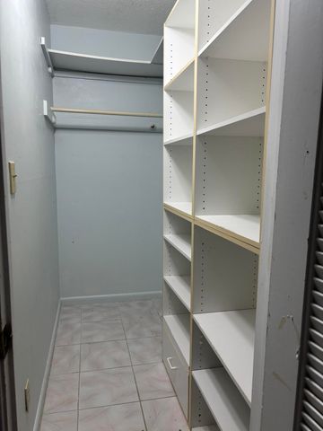 66 Windsor D, West Palm Beach, FL 33417