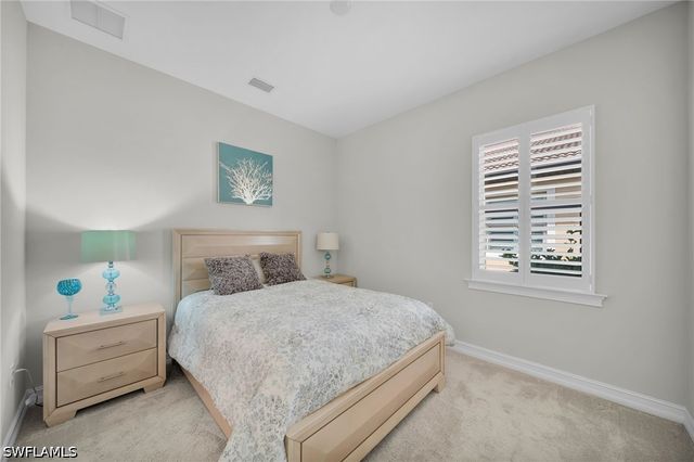 8741 Westwood Oaks PL, Fort Myers, FL 33908