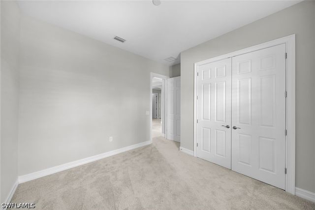 8741 Westwood Oaks PL, Fort Myers, FL 33908