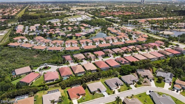8741 Westwood Oaks PL, Fort Myers, FL 33908