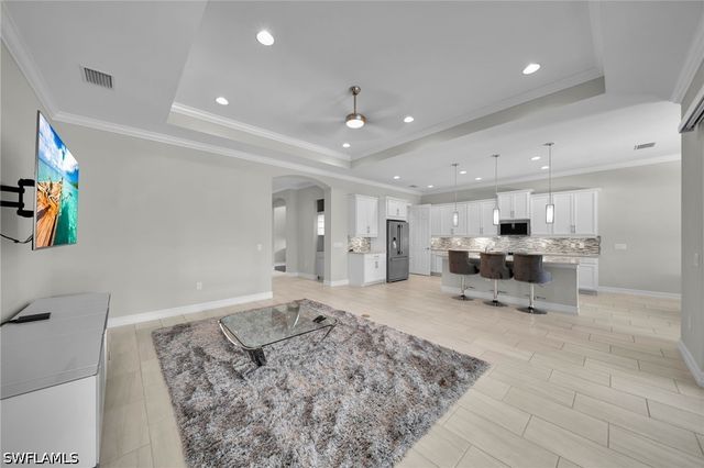 8741 Westwood Oaks PL, Fort Myers, FL 33908