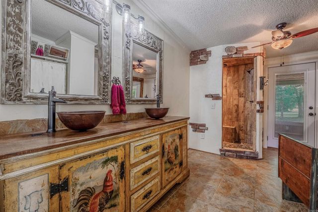 1 Wesley Trail, Sherwood, AR 72120