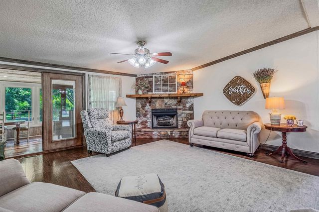 1 Wesley Trail, Sherwood, AR 72120