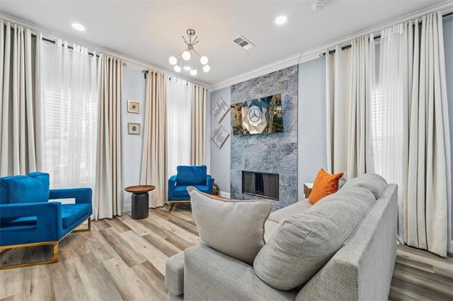 925 Hank Aaron Drive, Atlanta, GA 30315