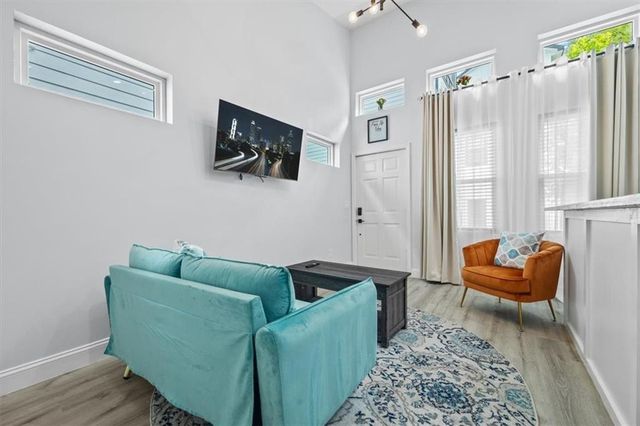 925 Hank Aaron Drive, Atlanta, GA 30315