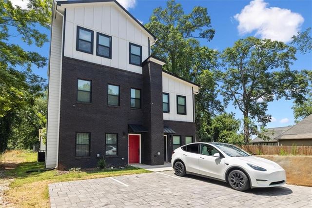 925 Hank Aaron Drive, Atlanta, GA 30315