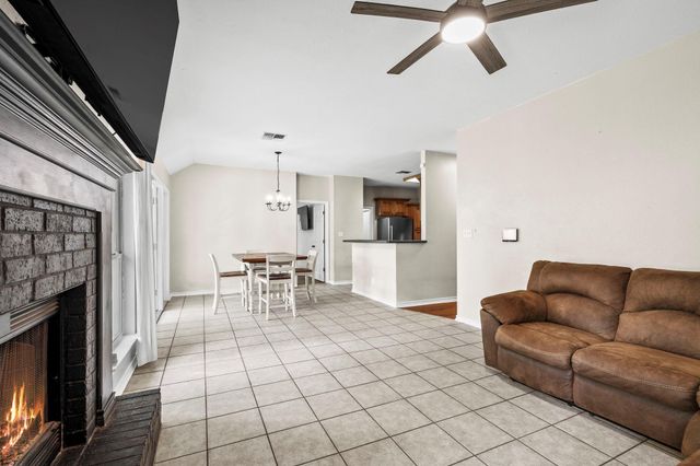 2808 Kneese DR, Belton, TX 76513